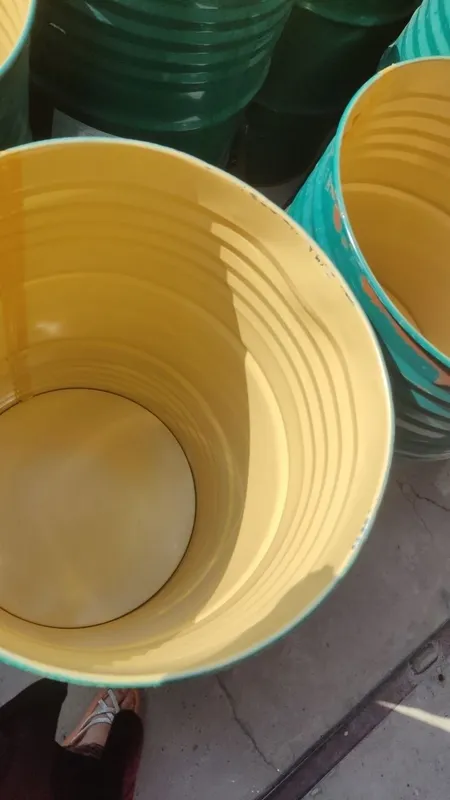 200 litrli Temir bo'chka,pishevoy bo'chka.Xolati Alo 3