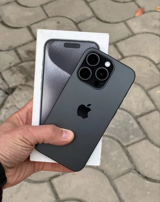 iPhone 15 Pro Black 128 ГБ, SIM/eSIM iPhone 15 Pro Black 128 ГБ, SIM/eSIM