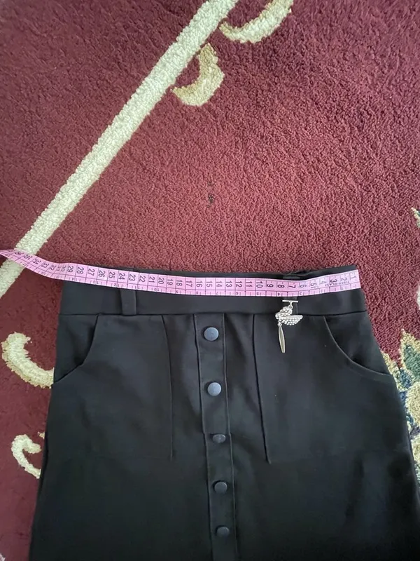 Продаю юбочку на 1/2 класс смотря какой ребёнок 40 тысяч 4 Продаю юбочку на 1/2 класс смотря какой ребёнок 40 тысяч 4