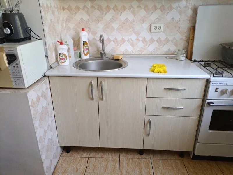 Кухонный гарнитур (верх + низ) с мойкой 3