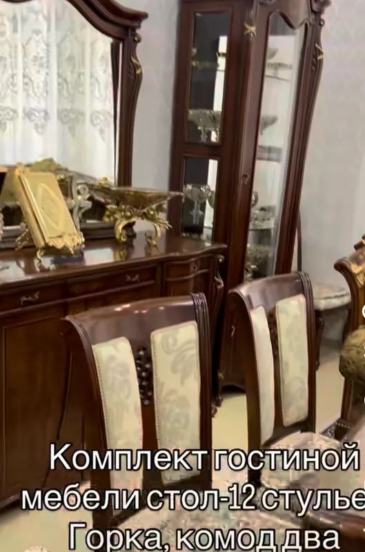 Гостинная горка комод пеналы стол стулья — фото 2