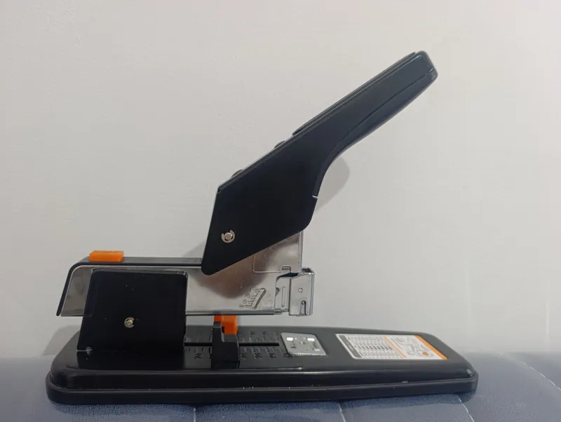 Canon printer, stepler va qogʻoz tikish apparati 6 Canon printer, stepler va qogʻoz tikish apparati 6