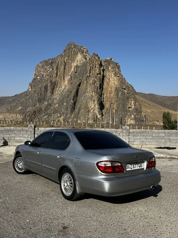 Nissan Maxima A33