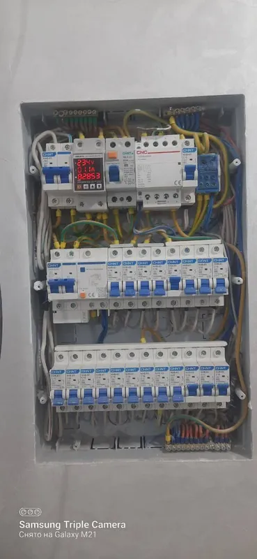 Электрик услуги / Электромонтажные работы 1 Электрик услуги / Электромонтажные работы 1
