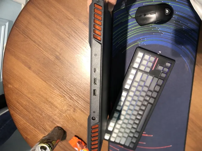 Dell G15 5530 i7 13650HX