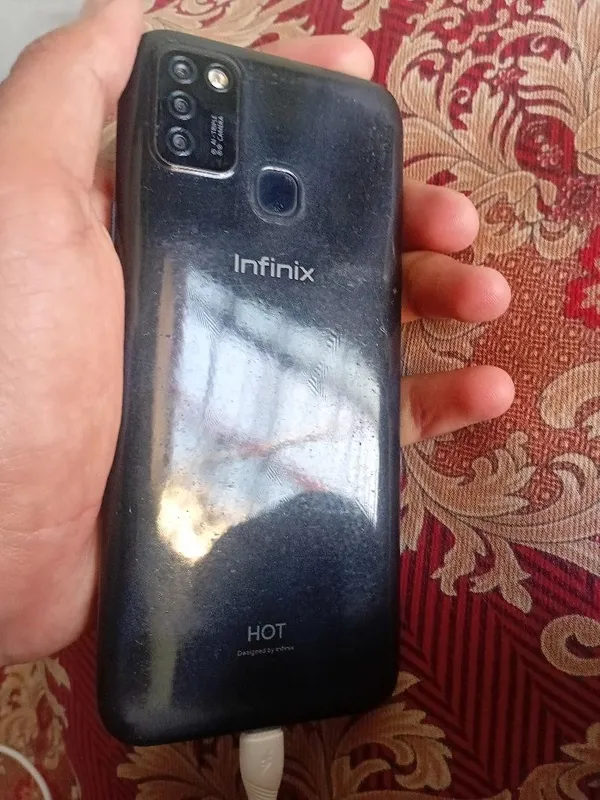 Infinix hot 10. . 3