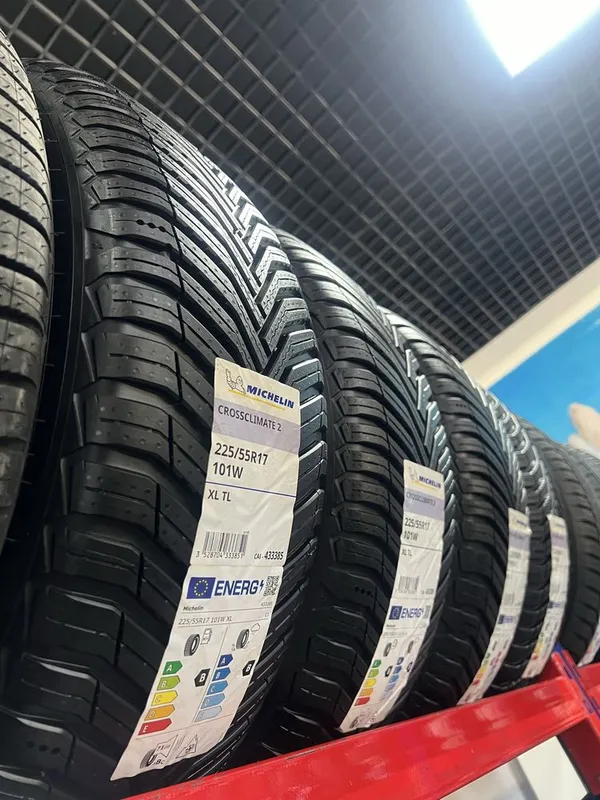 Shina Balon Michelin Мишлен 225/55 R17 CrossClimate 2 4 Shina Balon Michelin Мишлен 225/55 R17 CrossClimate 2 4