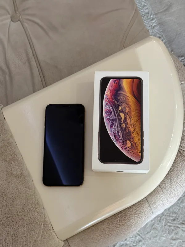 iphone xs gold 64gb 2