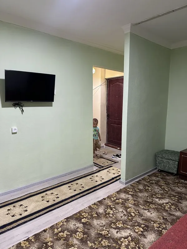 Сдаётся квартира чирчик 4 микрорайон 1