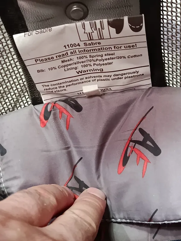 Продам Фехтовальная маска 2 Продам Фехтовальная маска 2