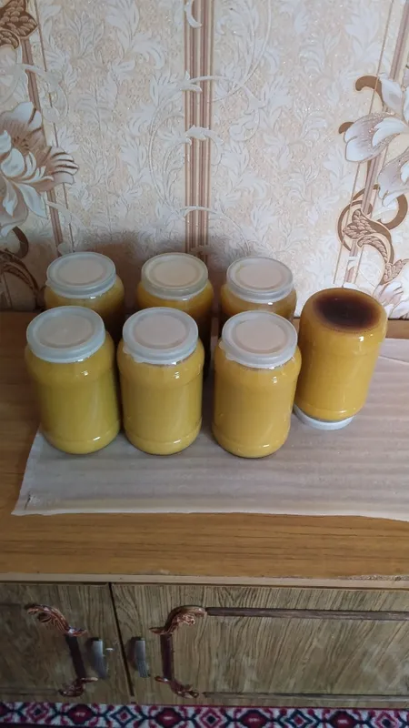 Уй шароитида таёрланган тоза Сариёғ Топлёное масло
