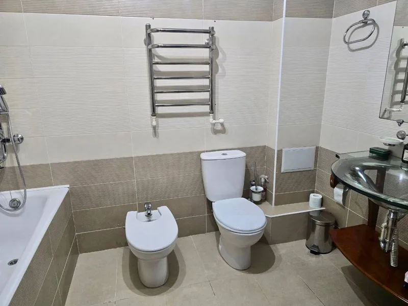 Продаётся 7-комнатная квартира, 169 м², 2/5, Яшнабадский район 7