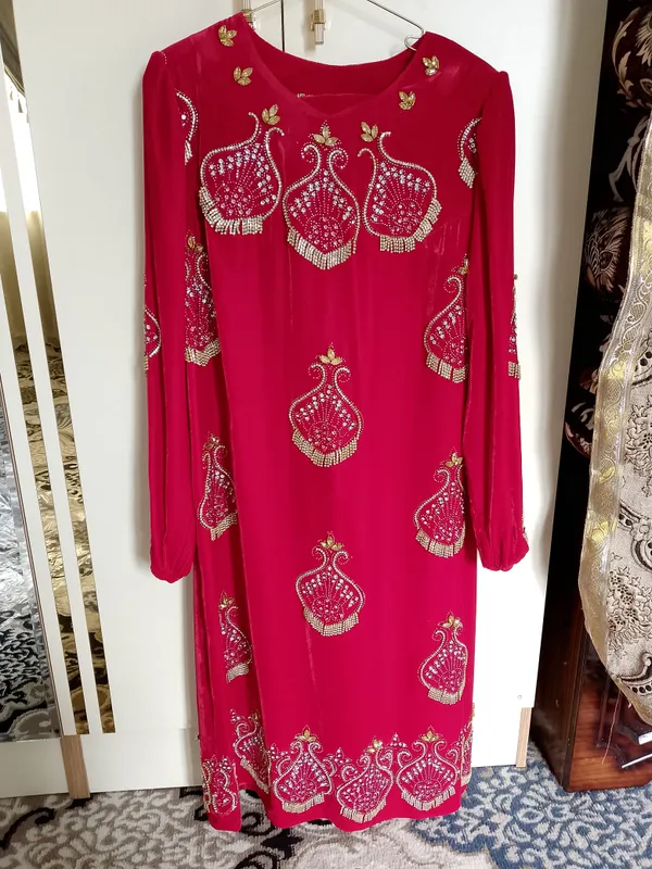 Holati yangi atiga bir martta kiyilgan