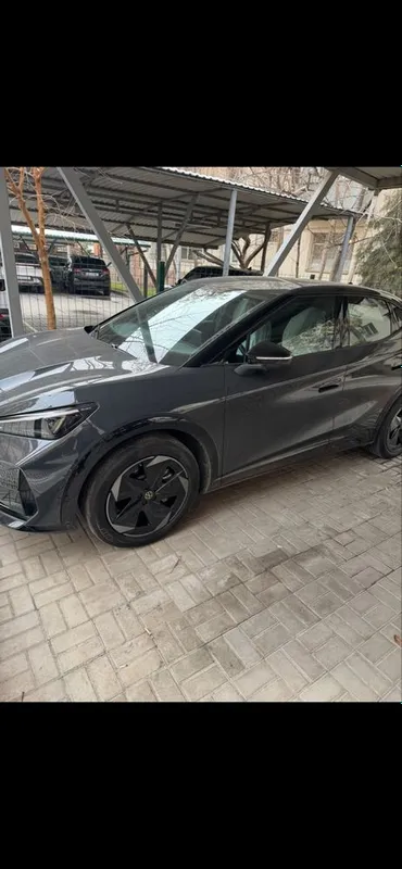 Автомобиль Volksvagen Unix 06 элекро 2