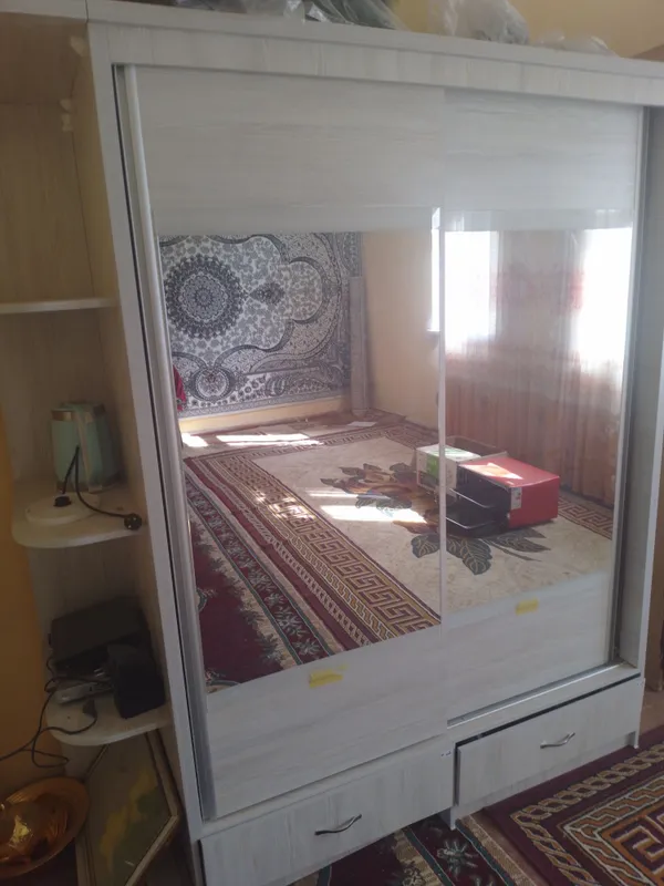 Шифонер купе сатлады почти таза.