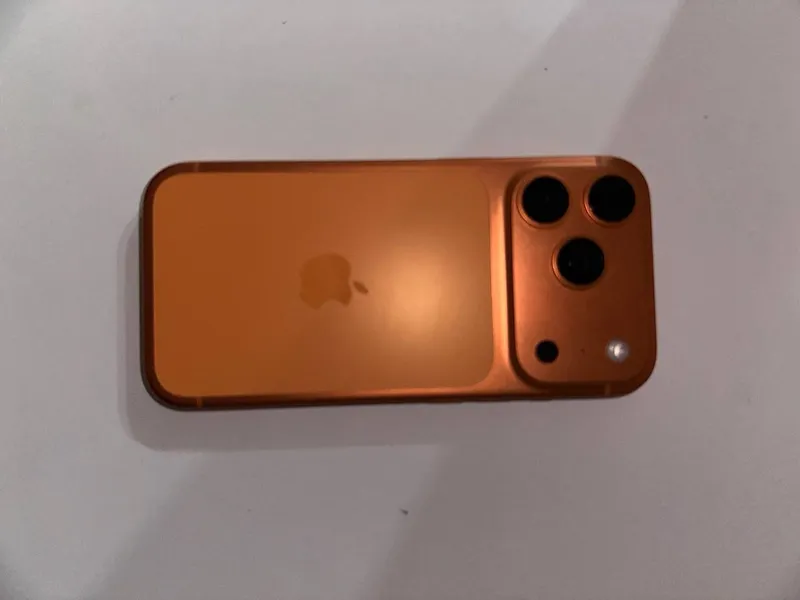 Продается iPhone 17 pro 1