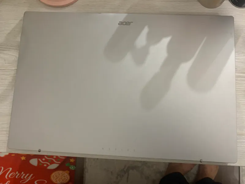 noutbuk acer 256/8 karobkasigaca bir 4 noutbuk acer 256/8 karobkasigaca bir 4
