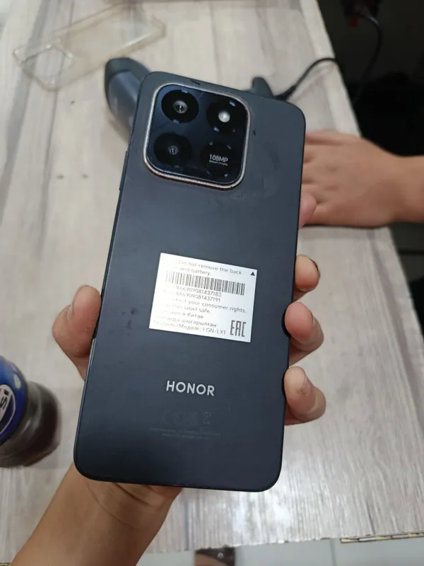 Honor x 7 D 3