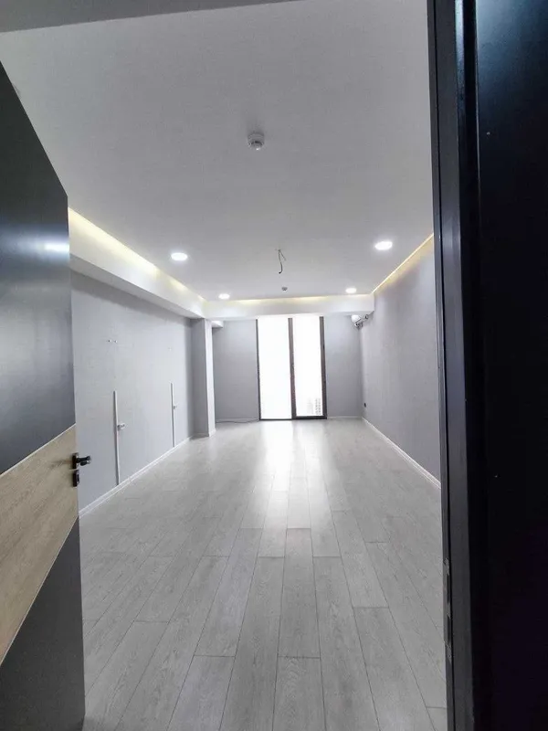 Продается офисное помещение в бизнес центре. 350м2 с ремонтом — фото 7