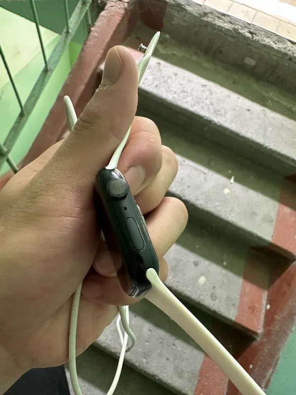 Apple watch 8/45 4 Apple watch 8/45 4