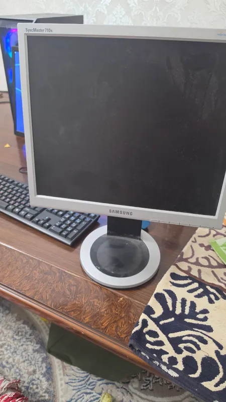 экран samsung sync Master 710 2 экран samsung sync Master 710 2