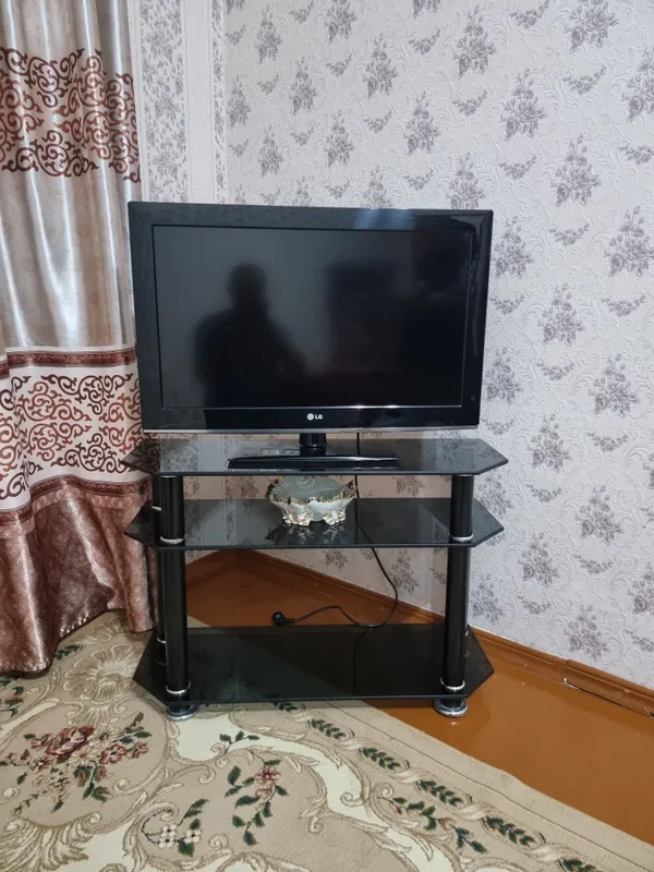 Televizor lg 32 dyum sotiladi