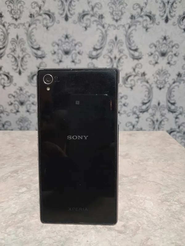 Sony Xperia z 1 сотилади — фото 1