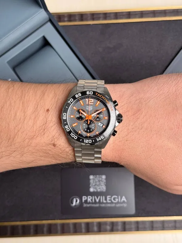 Tag Heuer Formula 1 ChronogHRONOGRAPH 43 mm 2 Tag Heuer Formula 1 ChronogHRONOGRAPH 43 mm 2