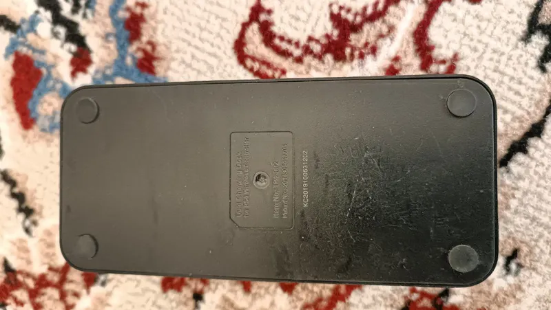 PS4 Pultlari uchun Quvvatlovchi stansiya — фото 3