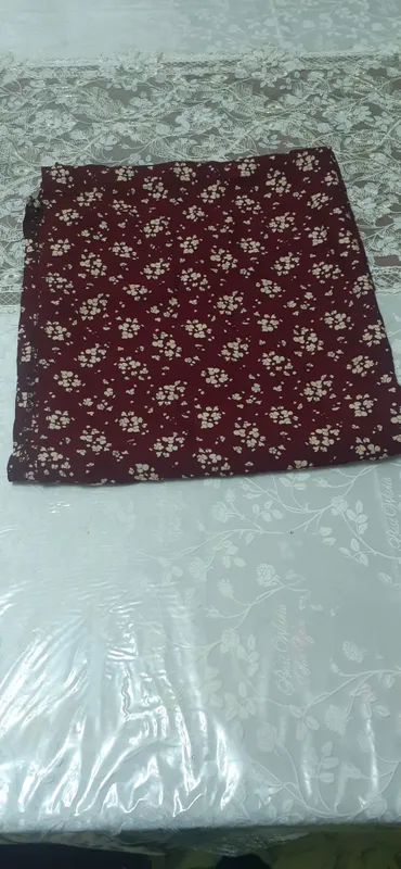 Abaya sotiladi yengi romali bilan judayam chiroyli — фото 1