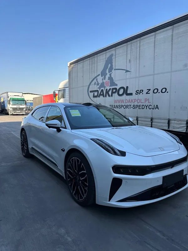 Zeekr 001 you z sport 2025 1 Zeekr 001 you z sport 2025 1
