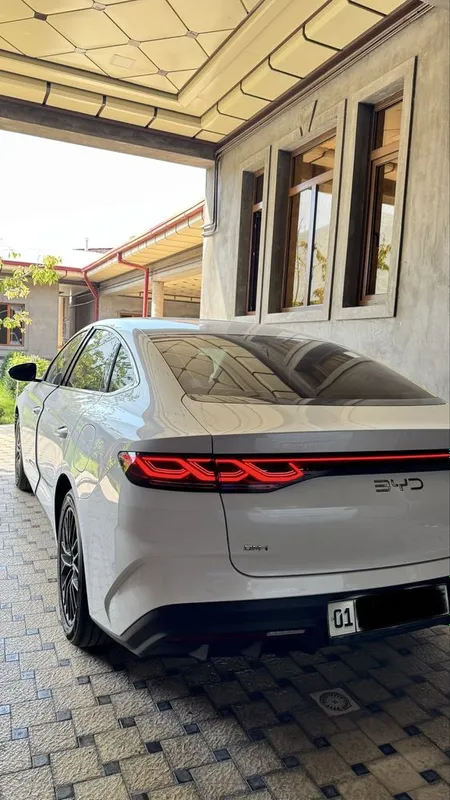 BYD seal 6 Gibrid 3