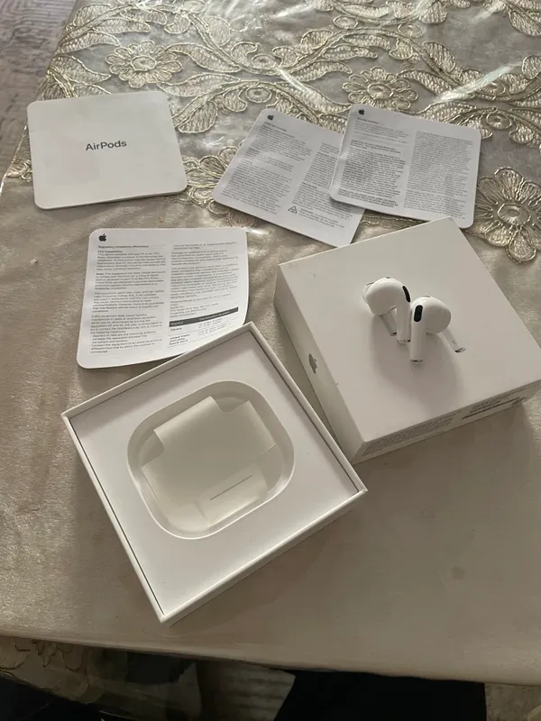Airpods 3 naushnik ozi karobkasi bor keysi yoqolga 4 Airpods 3 naushnik ozi karobkasi bor keysi yoqolga 4