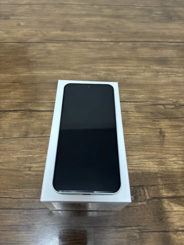 honor 400 5g 256 gb Garyantya berladi 3 honor 400 5g 256 gb Garyantya berladi 3