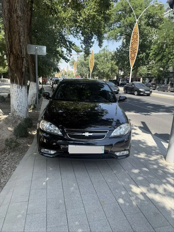 Gentra qora bez lyuk boshqa hamma narsasi bor 1