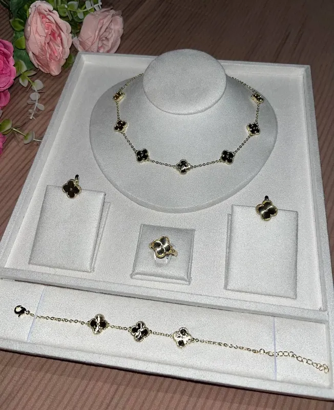 van cleef