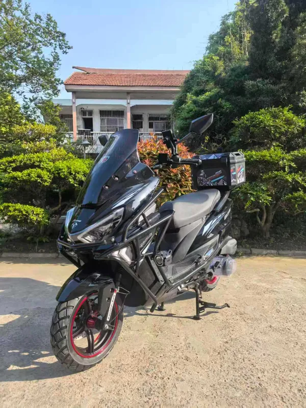 Benzinlik skuter 150cc redline 100km/3,4 1