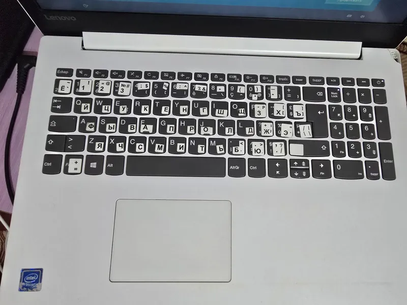 Lenovo IdeaPad 330-15IGM 3 Lenovo IdeaPad 330-15IGM 3