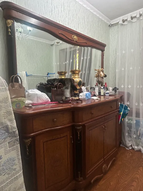 Комод, Шкаф, Стол 1