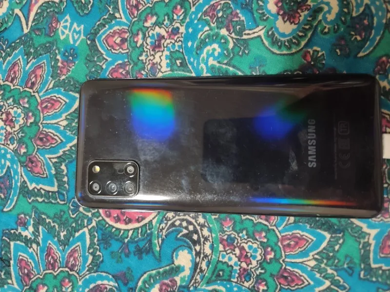 Samsung A31 yaxshi holatda kelishadigan joyi bor — фото 1