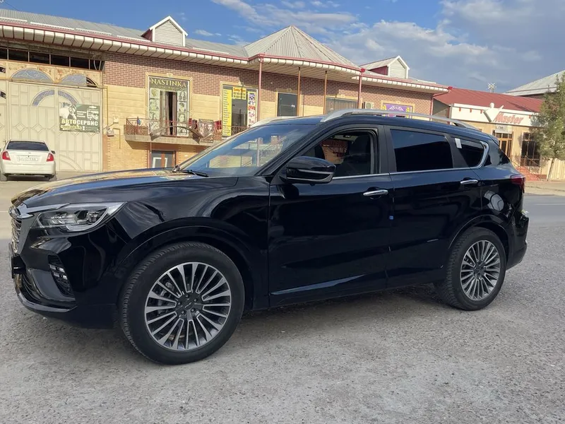Jetour X70 full restayling срочна сотилади! — фото 2