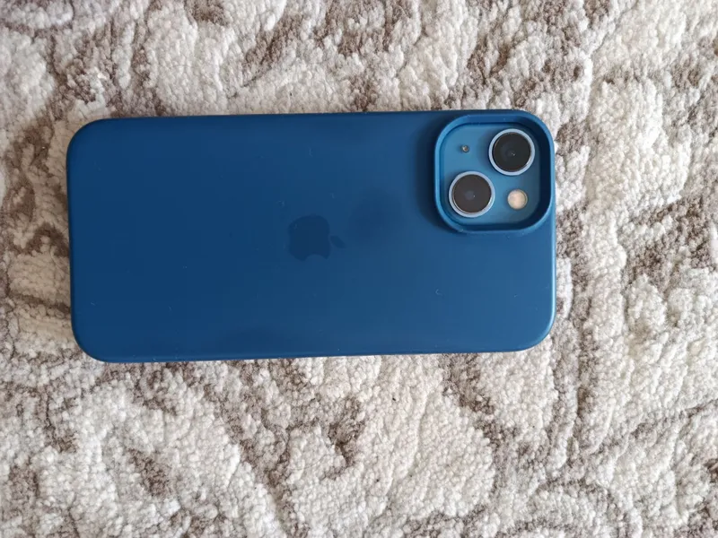 iPhone 13 512GBkafolati bilan 1