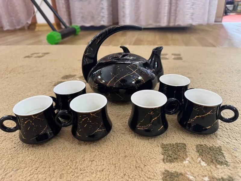 Пивные кружки.