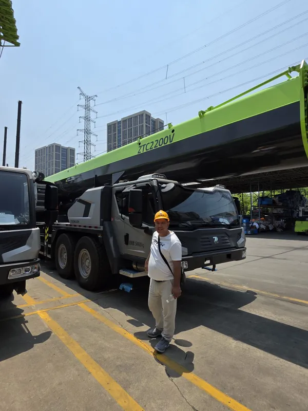 Услуга автокран ZOOMLION 220ton 4 Услуга автокран ZOOMLION 220ton 4