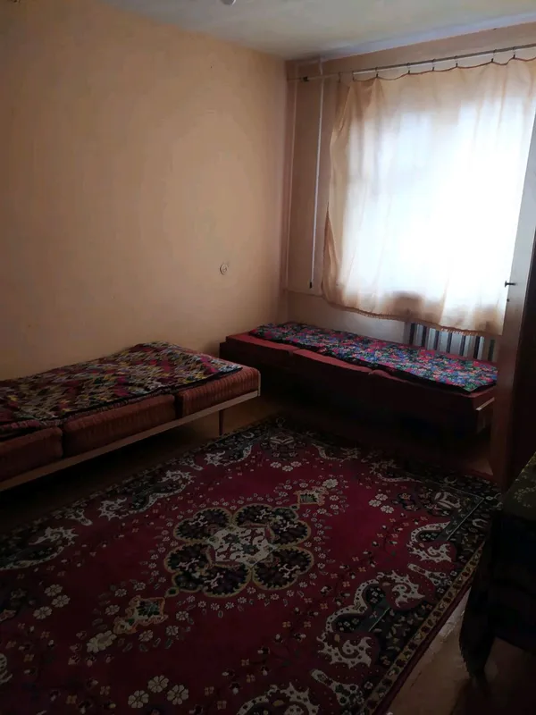 Кровать деревянная
