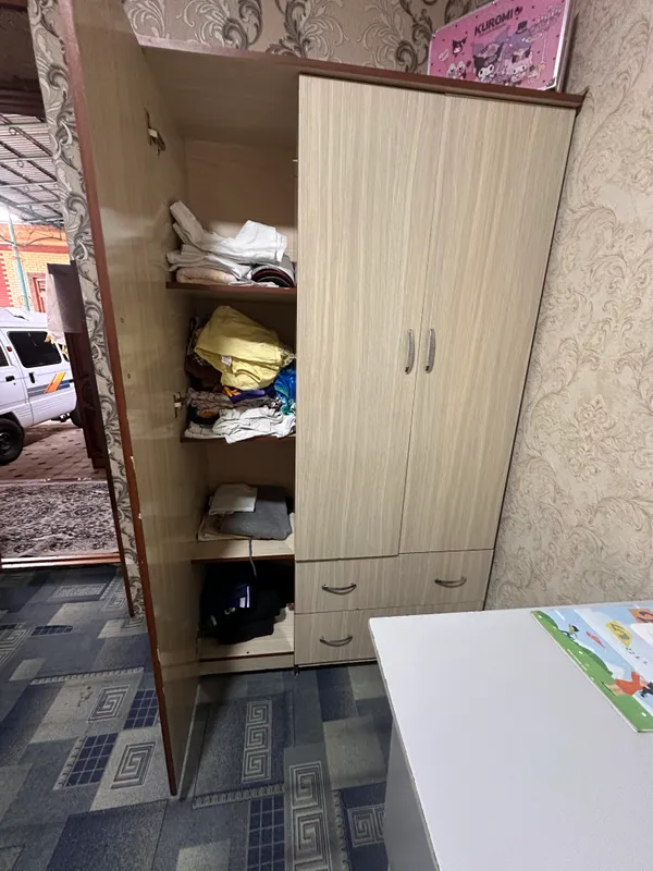 Holati zor detiskiy shkaf va kravat 400 ming som — фото 1