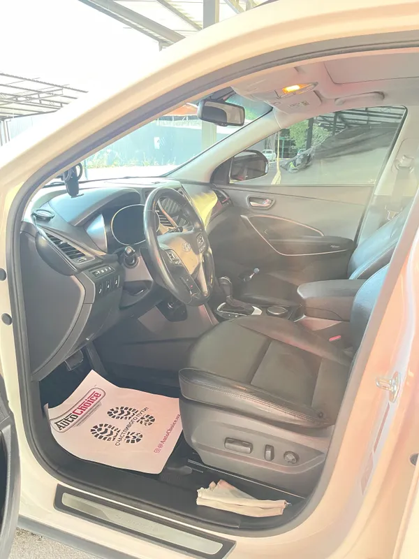 Продам Hyundai Santa-Fe 6 Продам Hyundai Santa-Fe 6