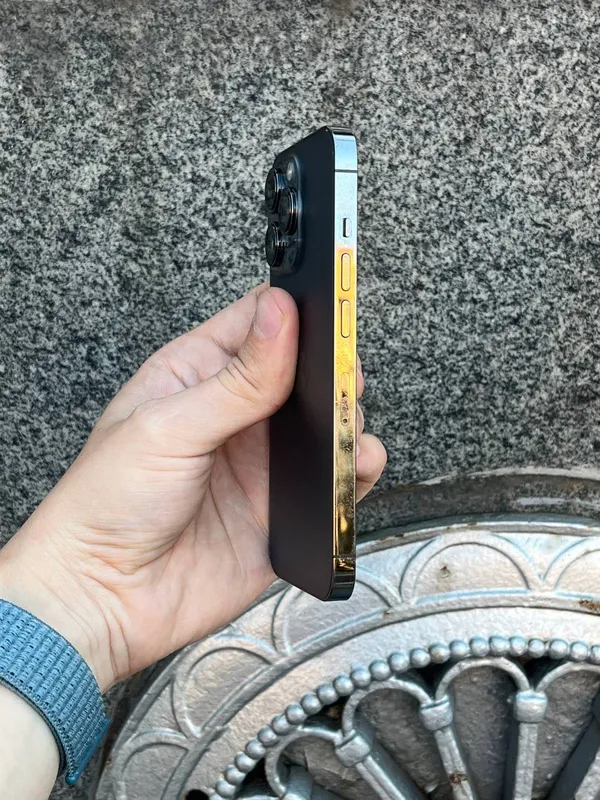 iPhone 13 pro со скидкой 6