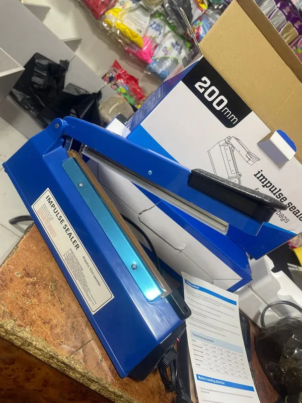 Utuk dazmol optom bor sifatli sharlar va paket uchun