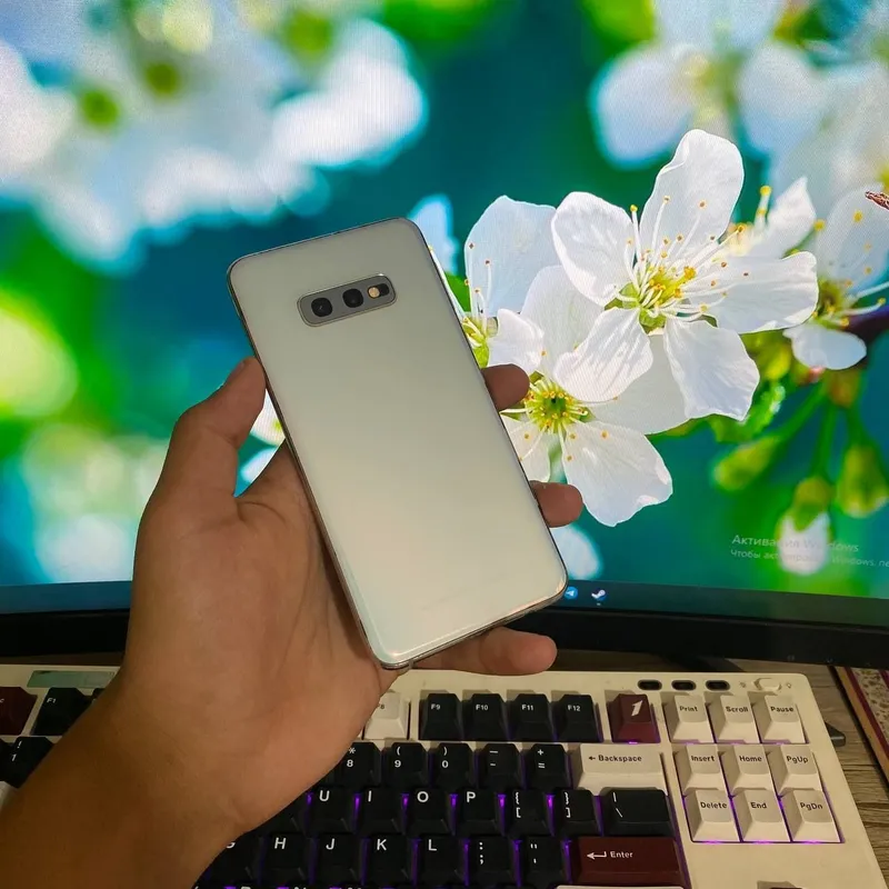 Samsung Galaxy S10e 128 ideal — фото 1